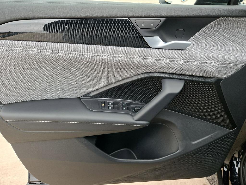 new 2026 Volkswagen Tiguan car, priced at $31,601