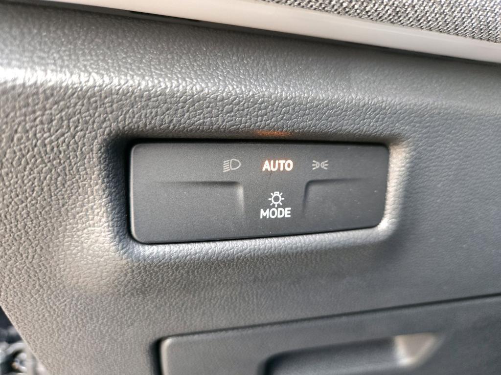 new 2026 Volkswagen Tiguan car, priced at $31,601