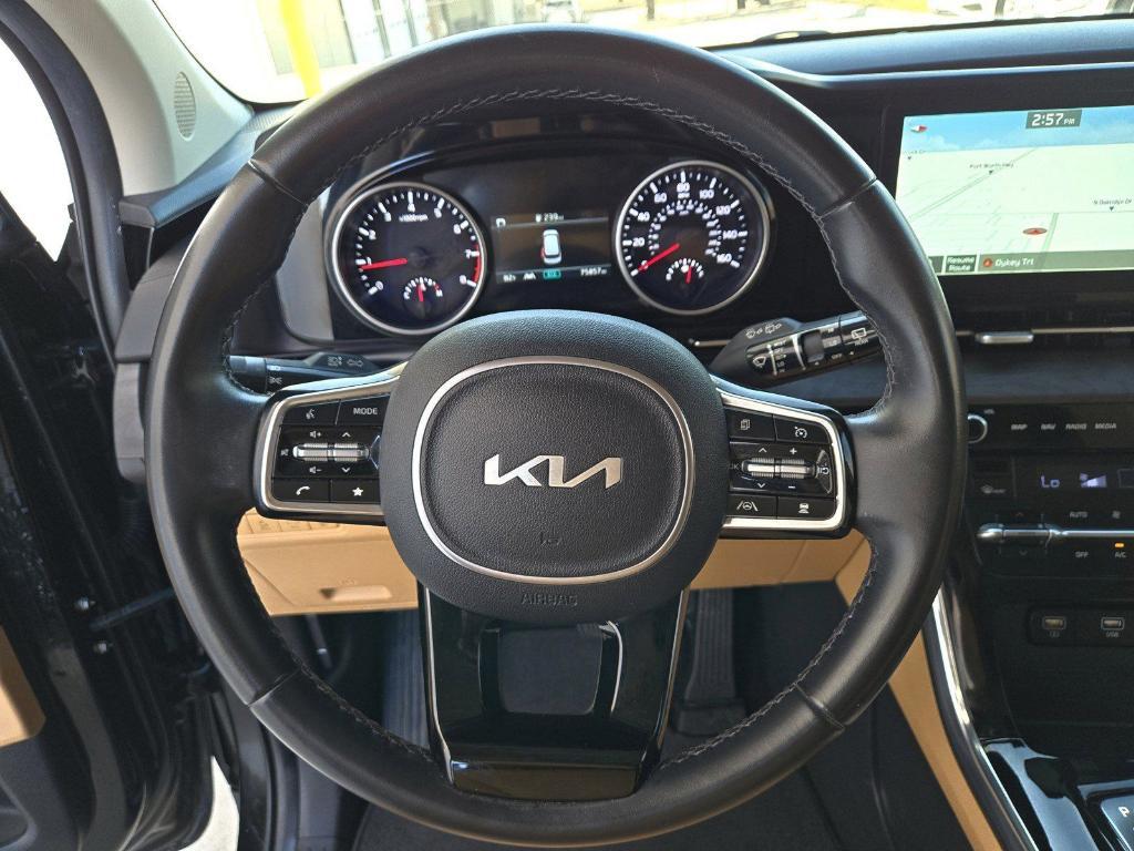 used 2022 Kia Carnival car, priced at $28,501