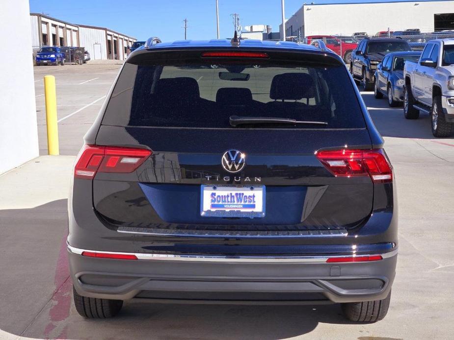 new 2024 Volkswagen Tiguan car, priced at $31,392