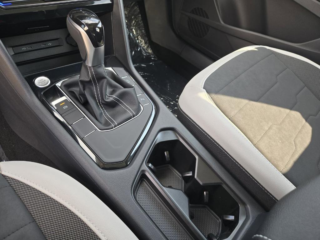 new 2025 Volkswagen Taos car, priced at $27,797