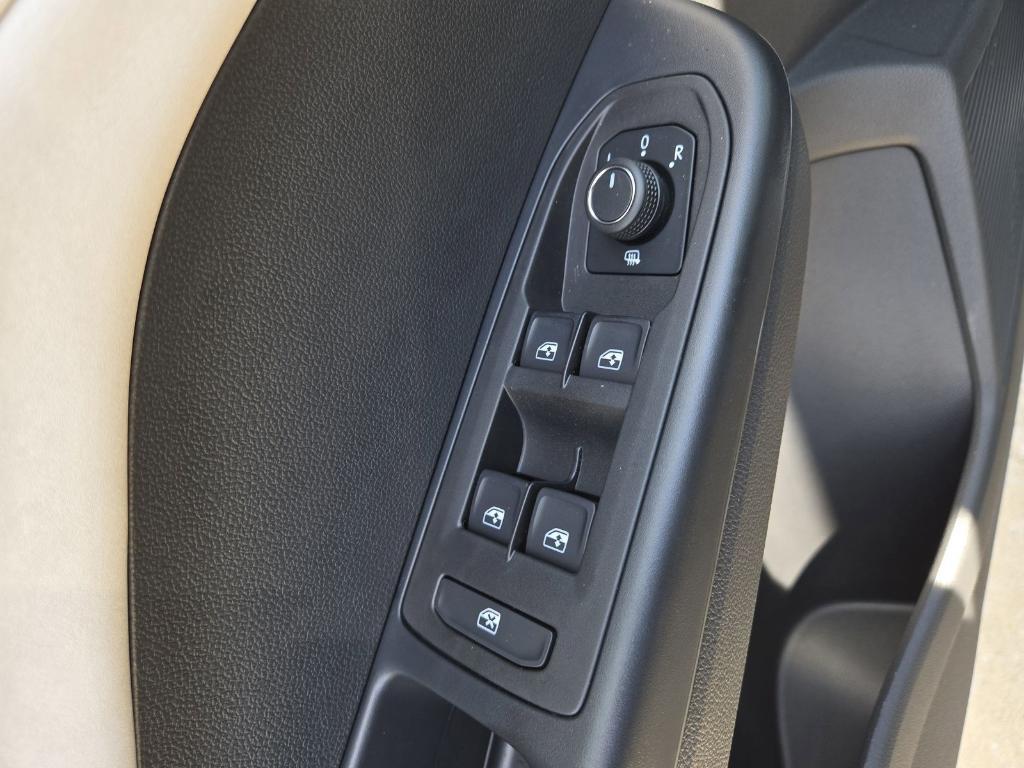 new 2025 Volkswagen Taos car, priced at $27,797