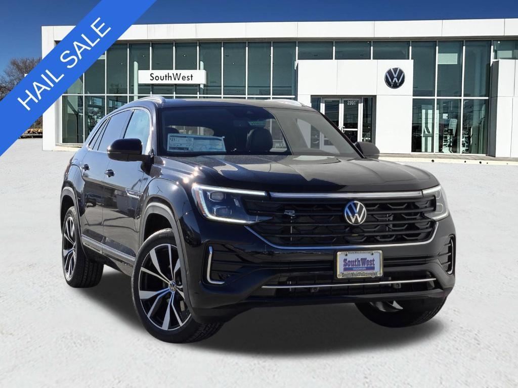 new 2025 Volkswagen Atlas Cross Sport car, priced at $51,302