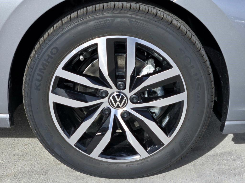 new 2025 Volkswagen Jetta car, priced at $27,051