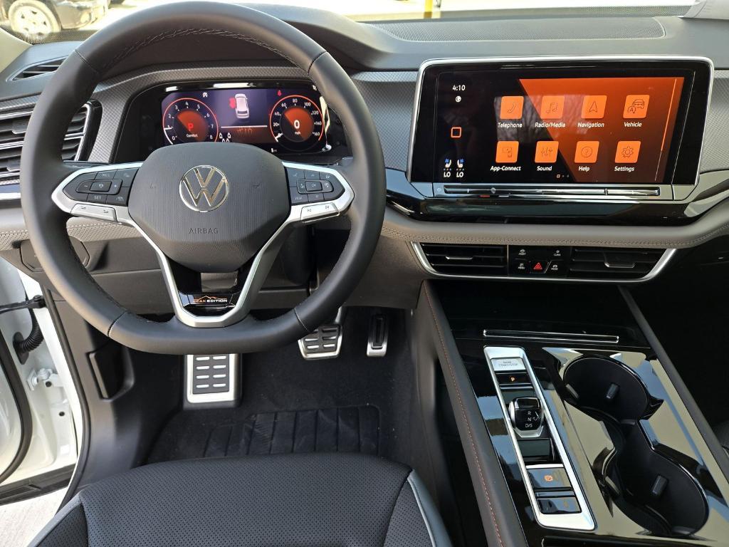new 2025 Volkswagen Atlas car, priced at $45,976