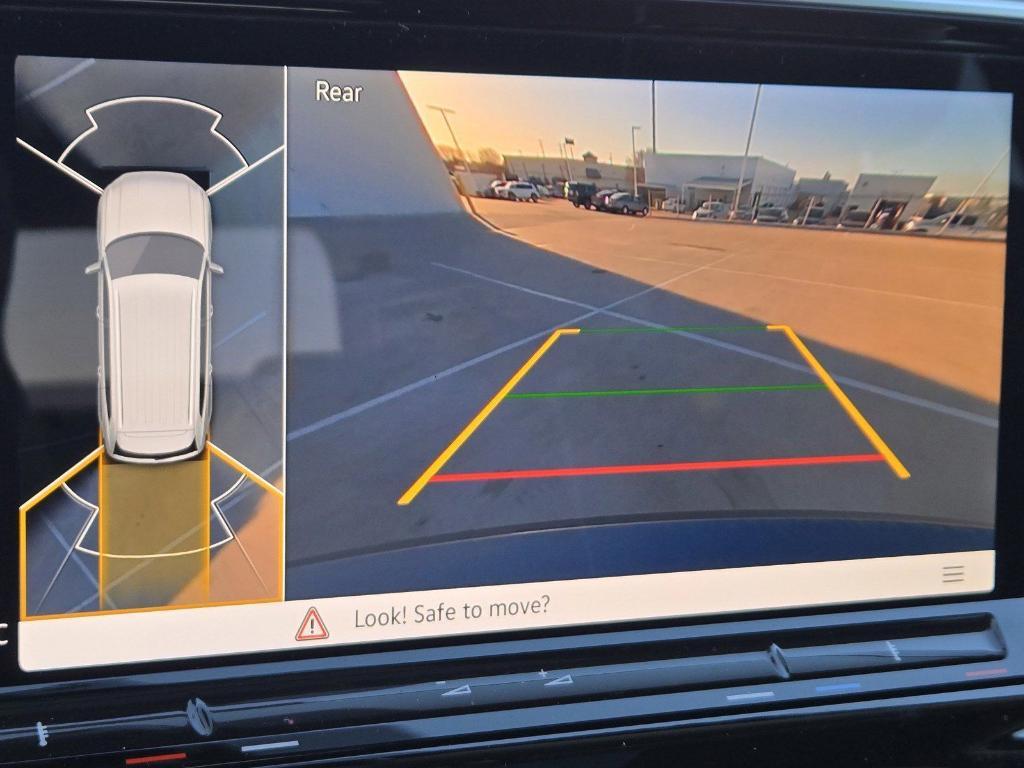 new 2025 Volkswagen Atlas car, priced at $52,253