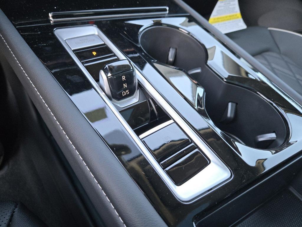 new 2025 Volkswagen Atlas car, priced at $52,253