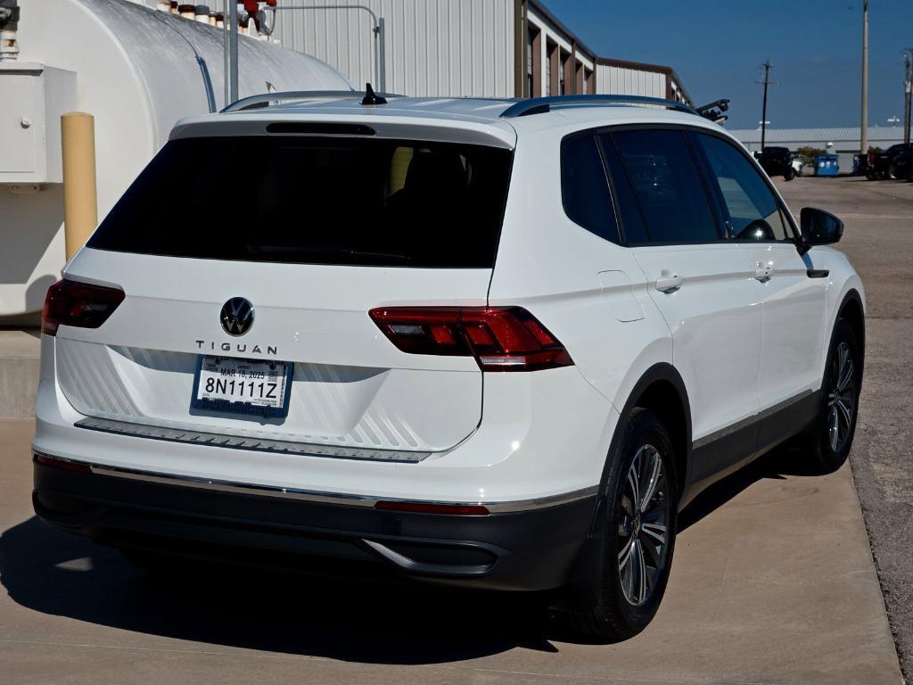 new 2024 Volkswagen Tiguan car, priced at $29,579