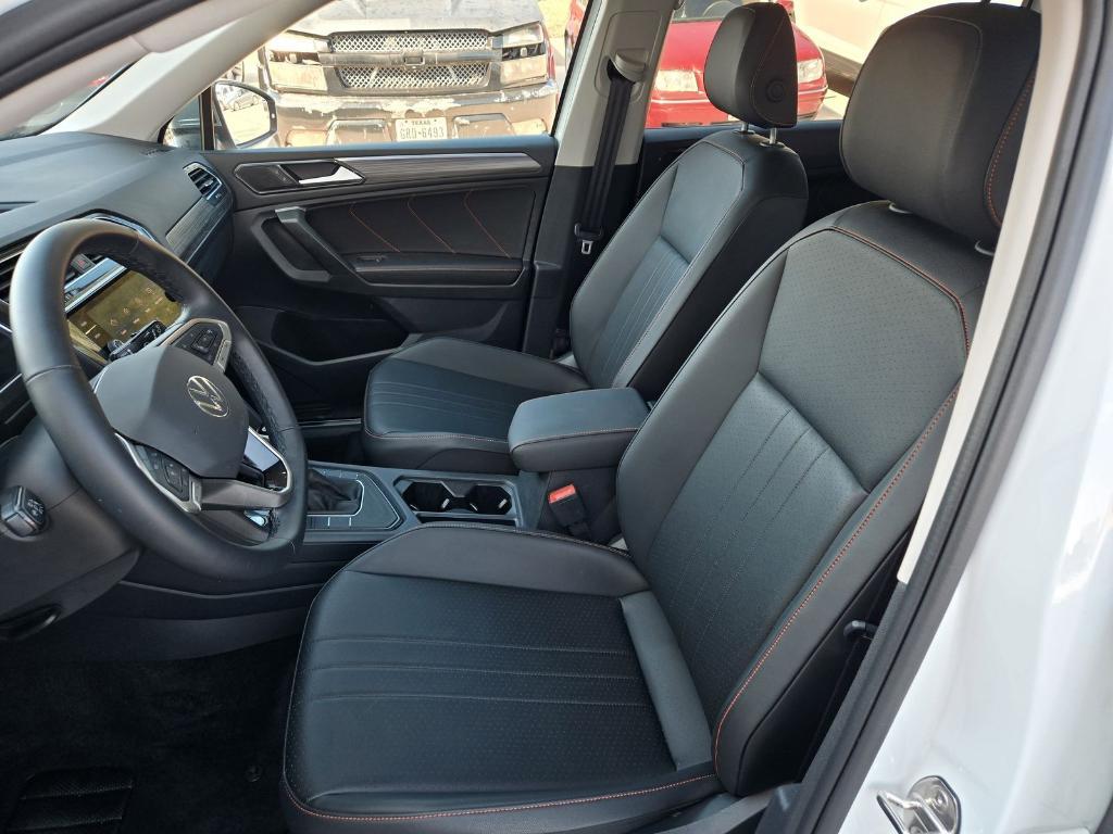 new 2024 Volkswagen Tiguan car, priced at $29,579