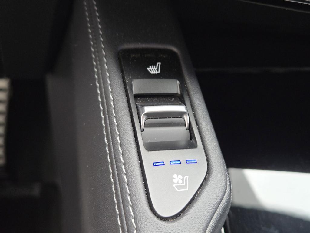 used 2023 Kia Telluride car, priced at $34,852