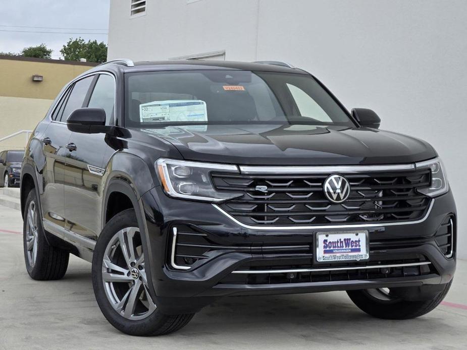 new 2024 Volkswagen Atlas Cross Sport car, priced at $44,817