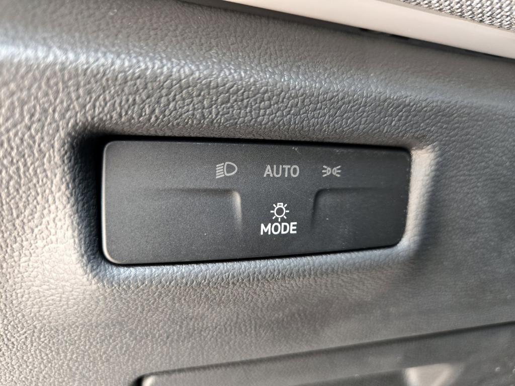 new 2025 Volkswagen Tiguan car, priced at $29,289