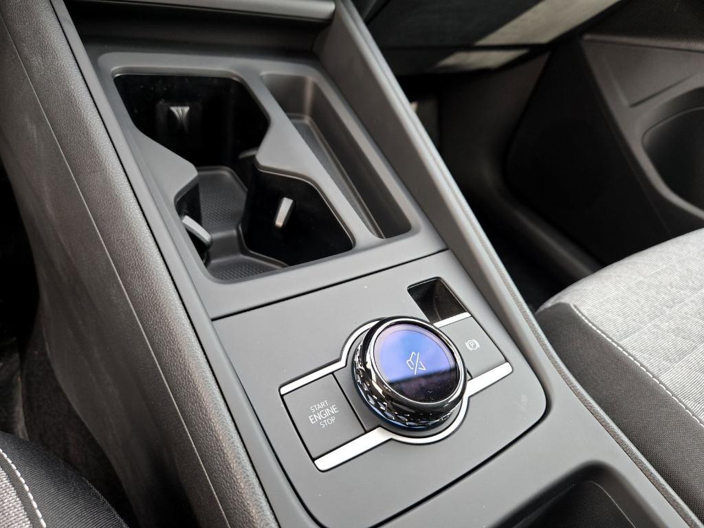 new 2025 Volkswagen Tiguan car, priced at $29,289