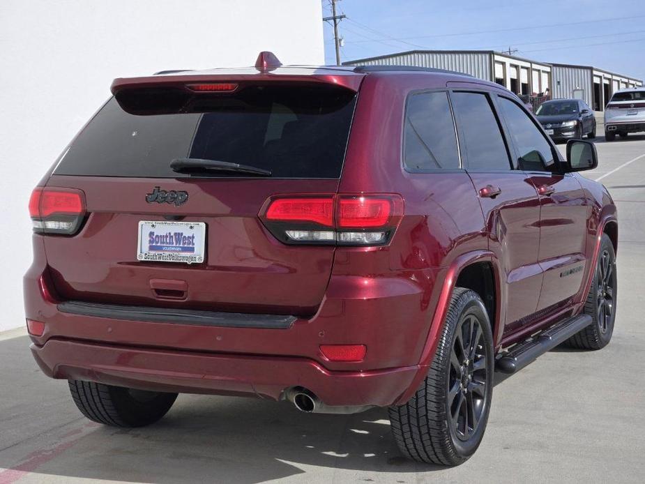 used 2017 Jeep Grand Cherokee car, priced at $13,994