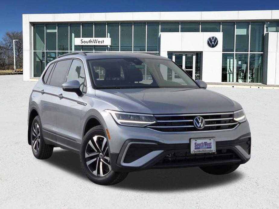 new 2024 Volkswagen Tiguan car, priced at $29,104