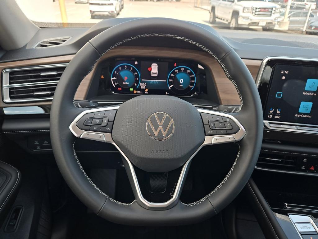 new 2025 Volkswagen Atlas car, priced at $40,331