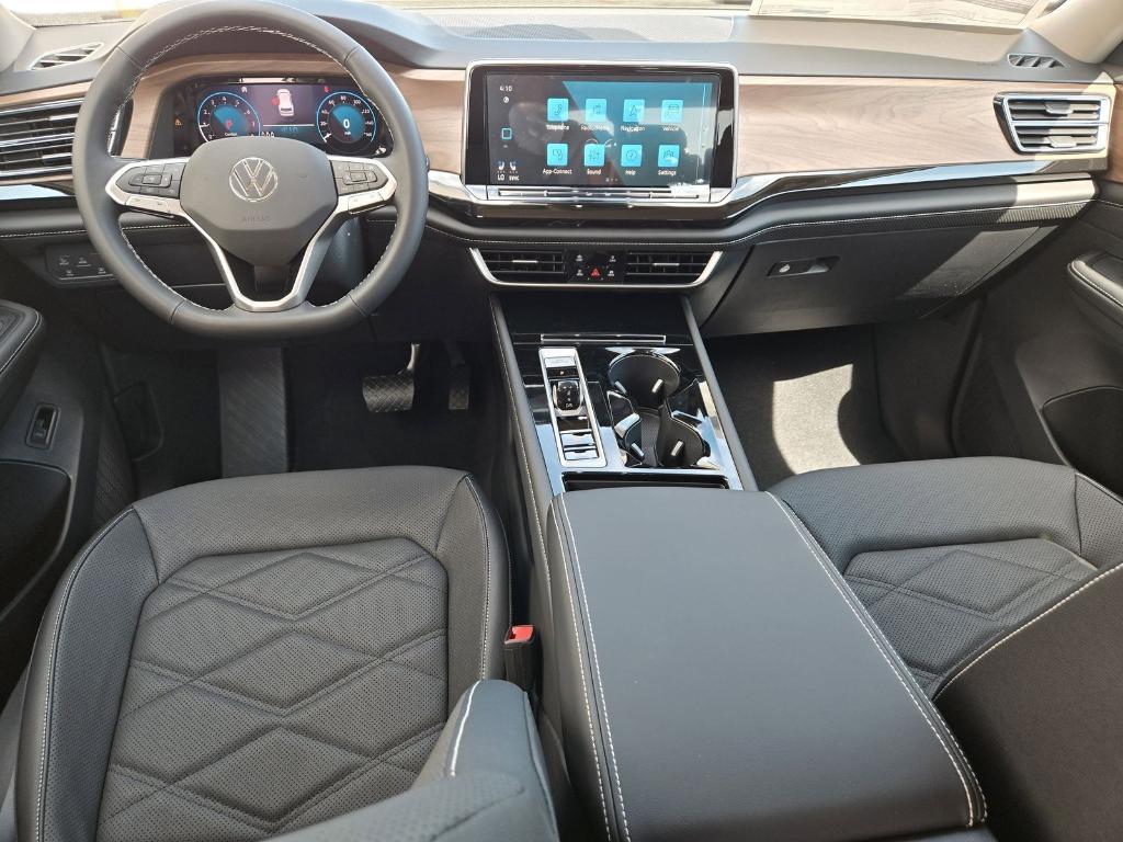 new 2025 Volkswagen Atlas car, priced at $40,331
