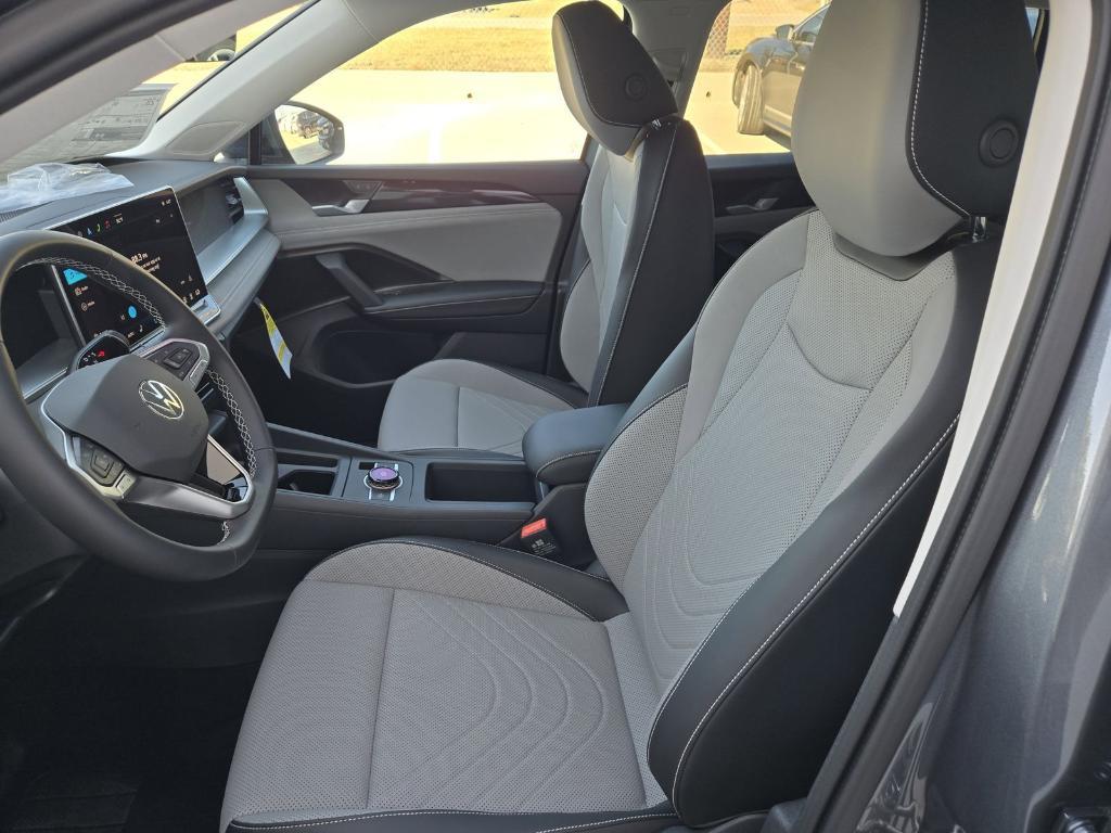 new 2025 Volkswagen Tiguan car, priced at $31,579