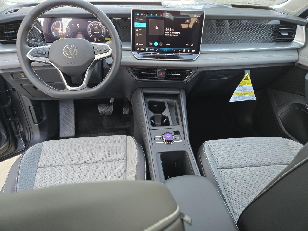 new 2025 Volkswagen Tiguan car, priced at $31,579