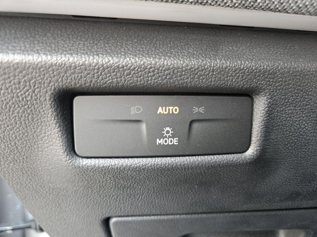 new 2025 Volkswagen Tiguan car, priced at $30,216