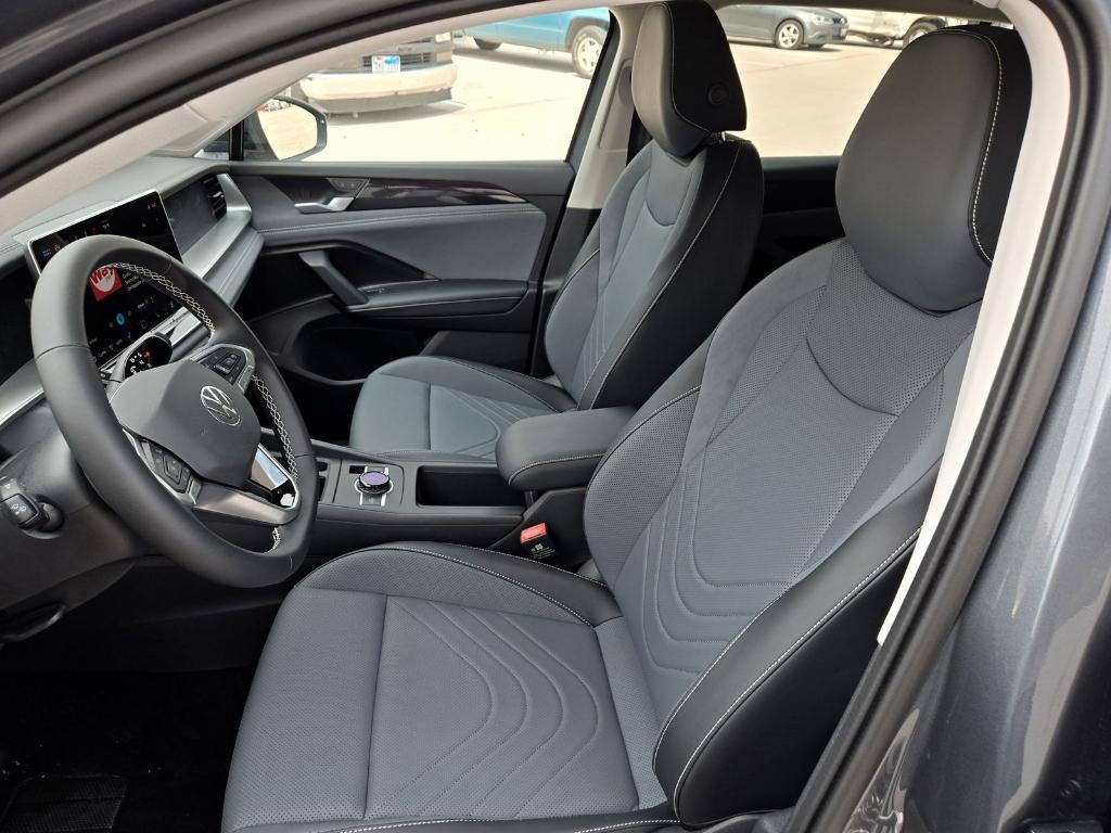 new 2025 Volkswagen Tiguan car, priced at $31,158
