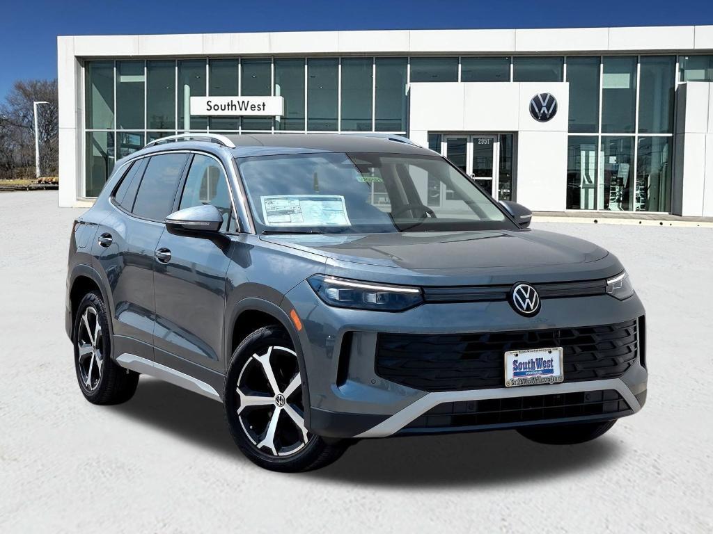new 2025 Volkswagen Tiguan car, priced at $31,158