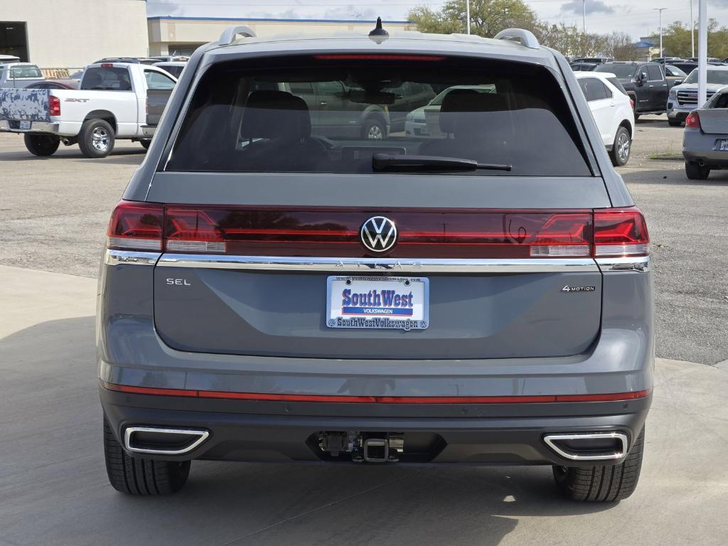 new 2025 Volkswagen Atlas car, priced at $48,081