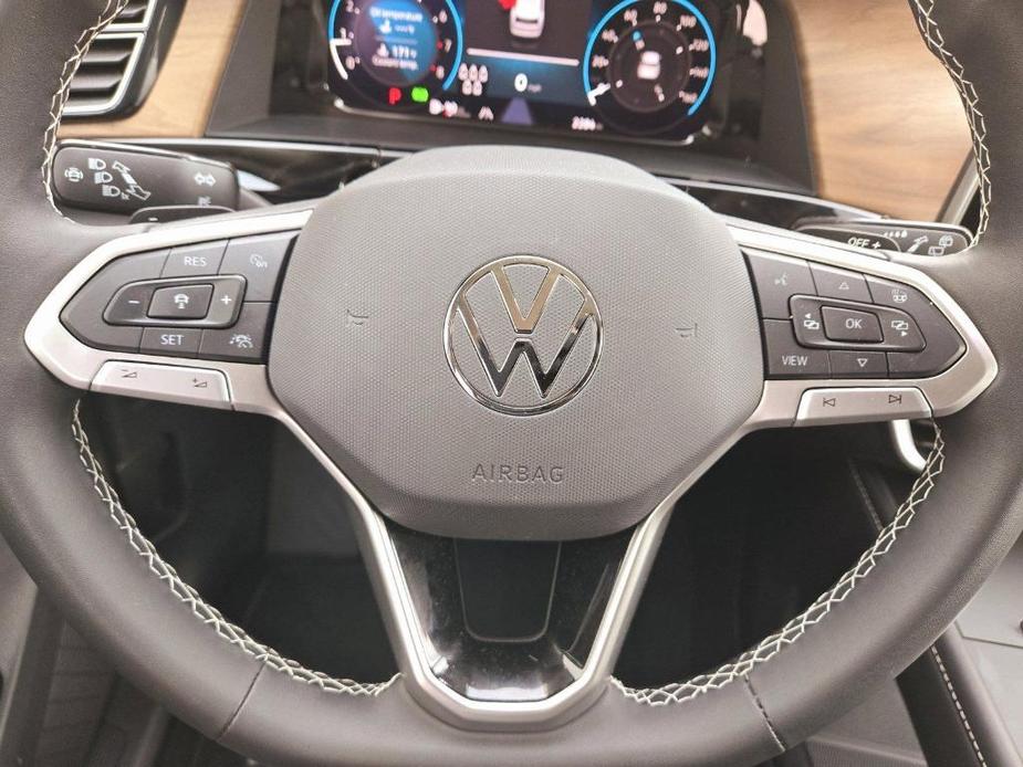 used 2024 Volkswagen Atlas car, priced at $37,855