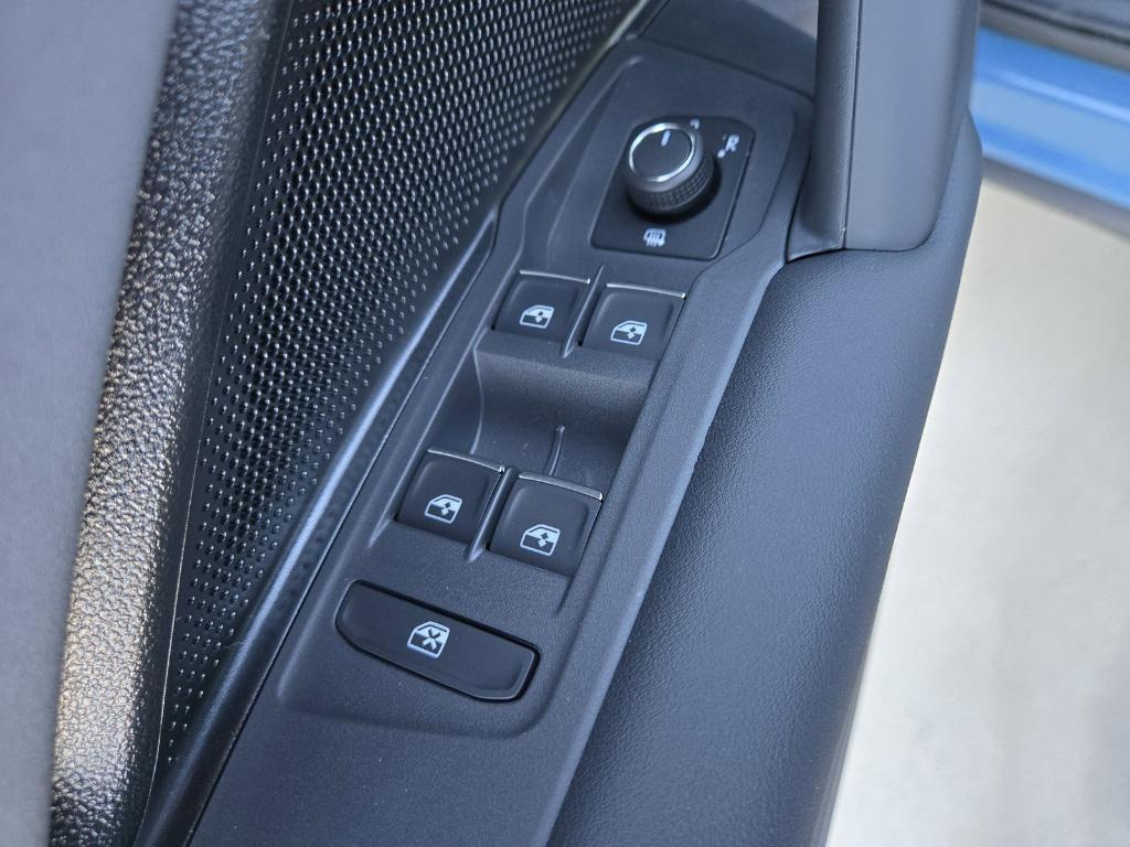 new 2026 Volkswagen Tiguan car, priced at $34,748