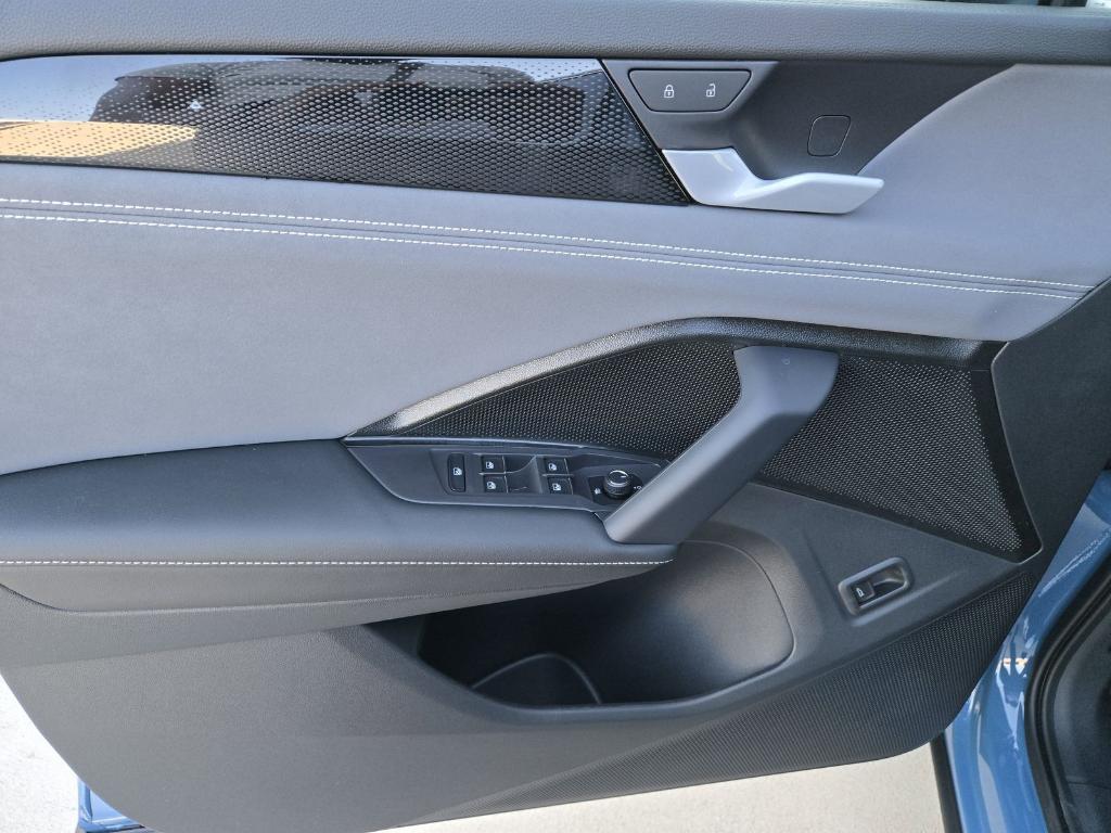 new 2026 Volkswagen Tiguan car, priced at $34,748