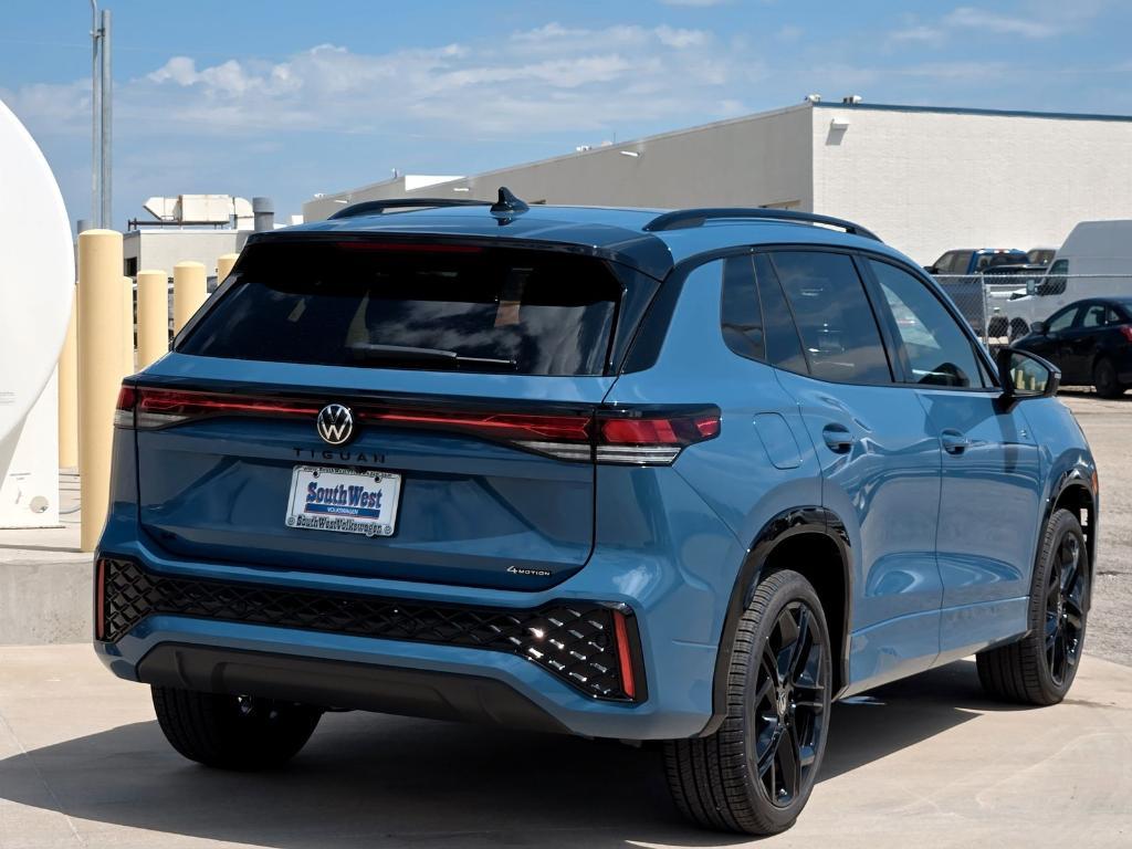 new 2025 Volkswagen Tiguan car, priced at $38,024