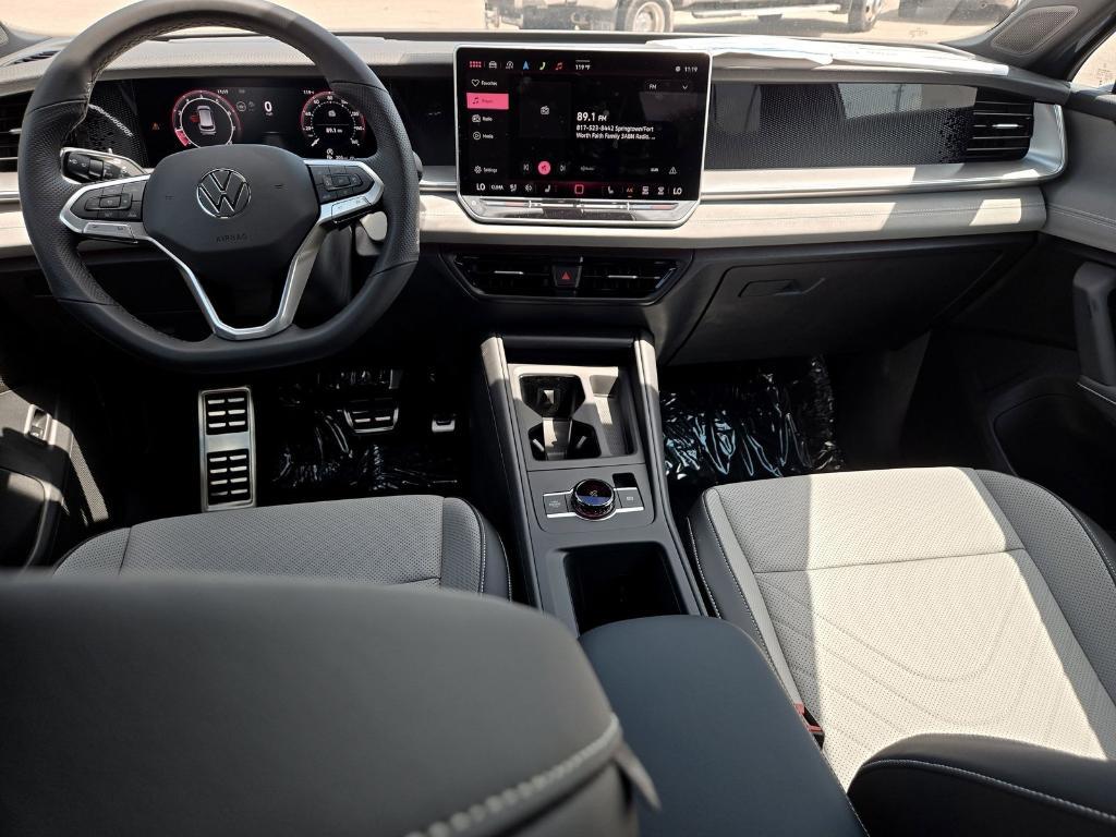 new 2025 Volkswagen Tiguan car, priced at $38,024