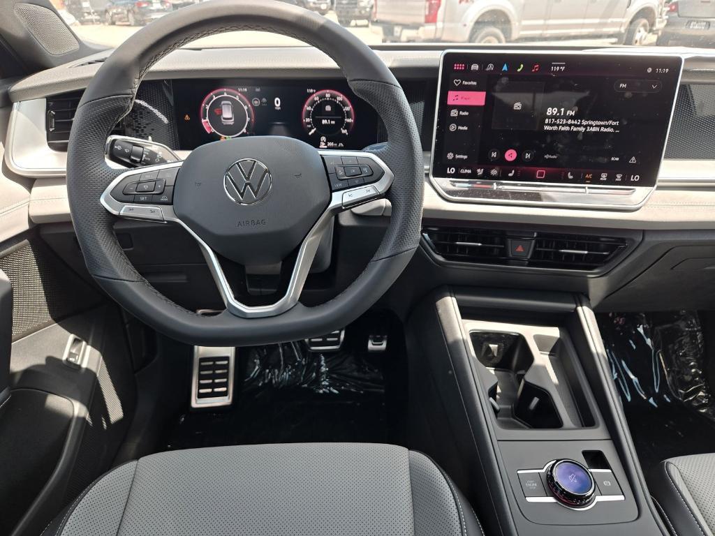 new 2025 Volkswagen Tiguan car, priced at $38,024