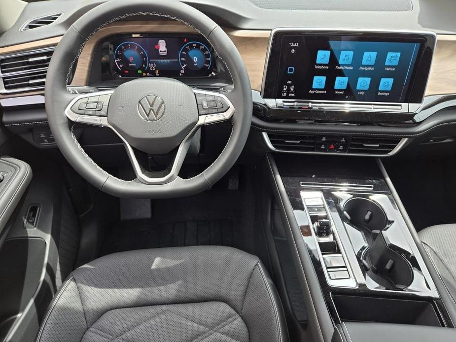 new 2024 Volkswagen Atlas car, priced at $40,255