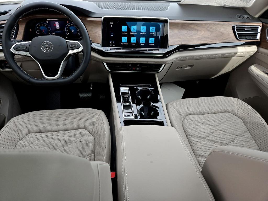 new 2025 Volkswagen Atlas car, priced at $40,851