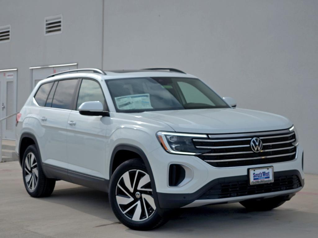 new 2025 Volkswagen Atlas car, priced at $40,851