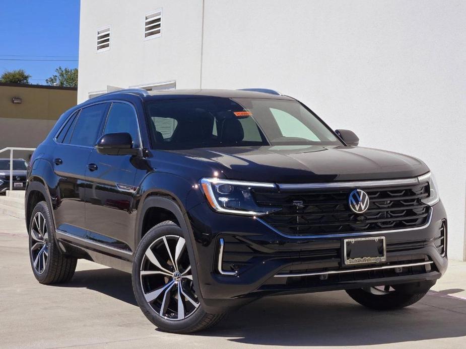 new 2024 Volkswagen Atlas Cross Sport car, priced at $48,646