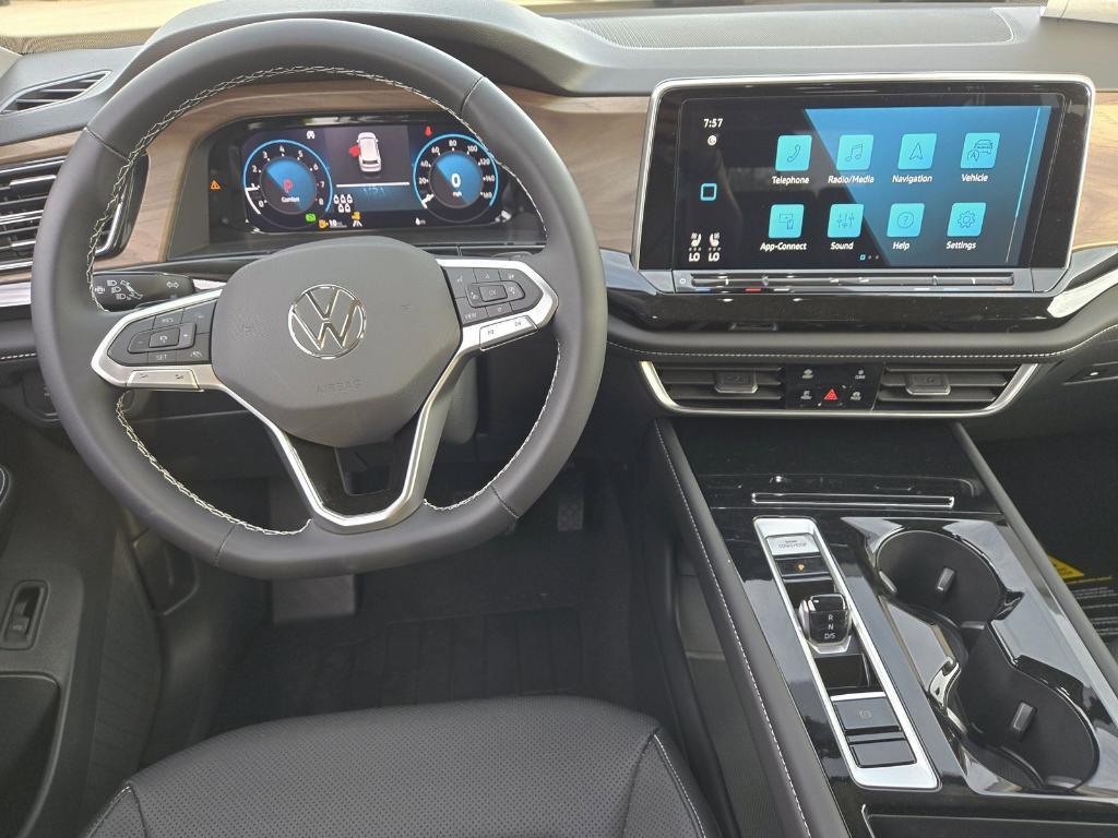 new 2025 Volkswagen Atlas car, priced at $41,344