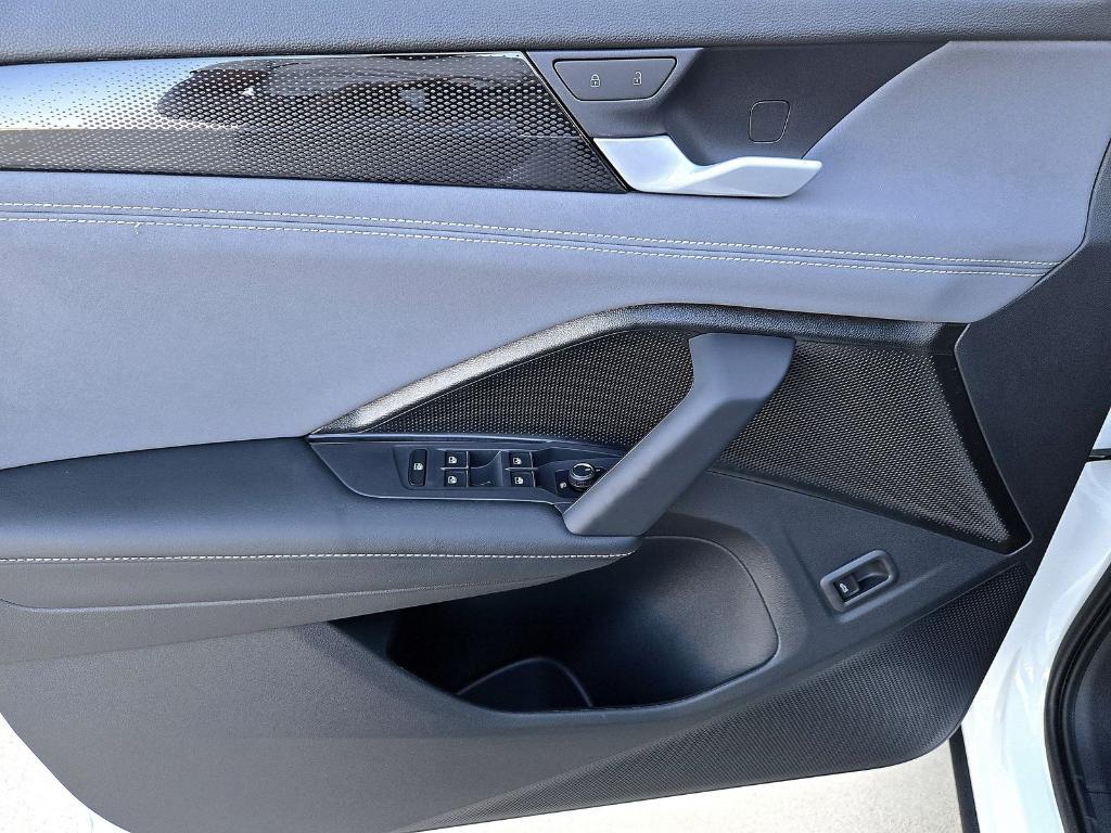 new 2026 Volkswagen Tiguan car, priced at $35,912