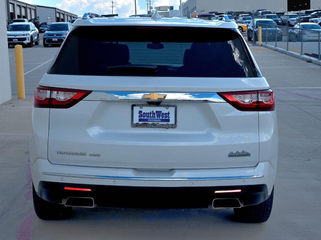 used 2018 Chevrolet Traverse car, priced at $23,598