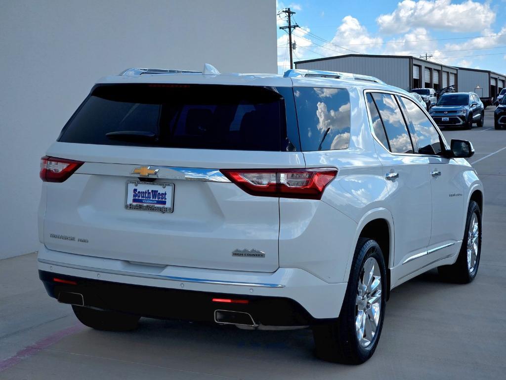 used 2018 Chevrolet Traverse car, priced at $23,598