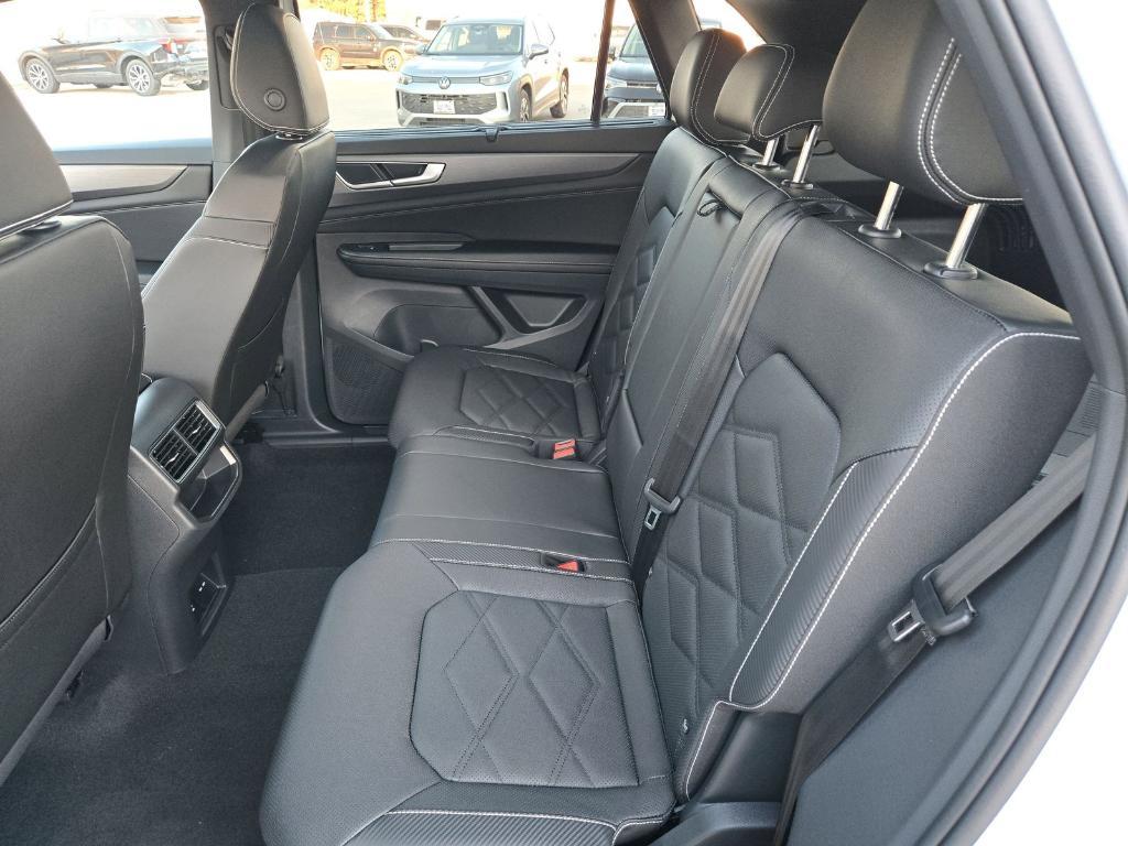 new 2026 Volkswagen Atlas Cross Sport car, priced at $42,510