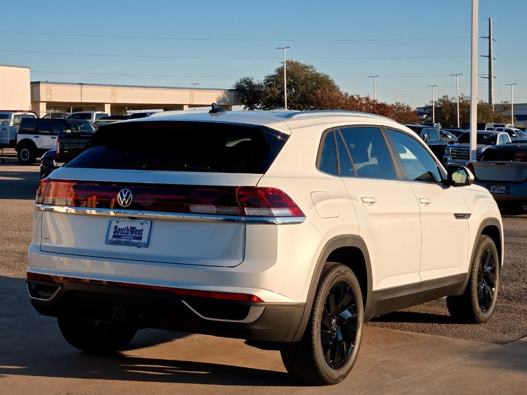 new 2026 Volkswagen Atlas Cross Sport car, priced at $42,510