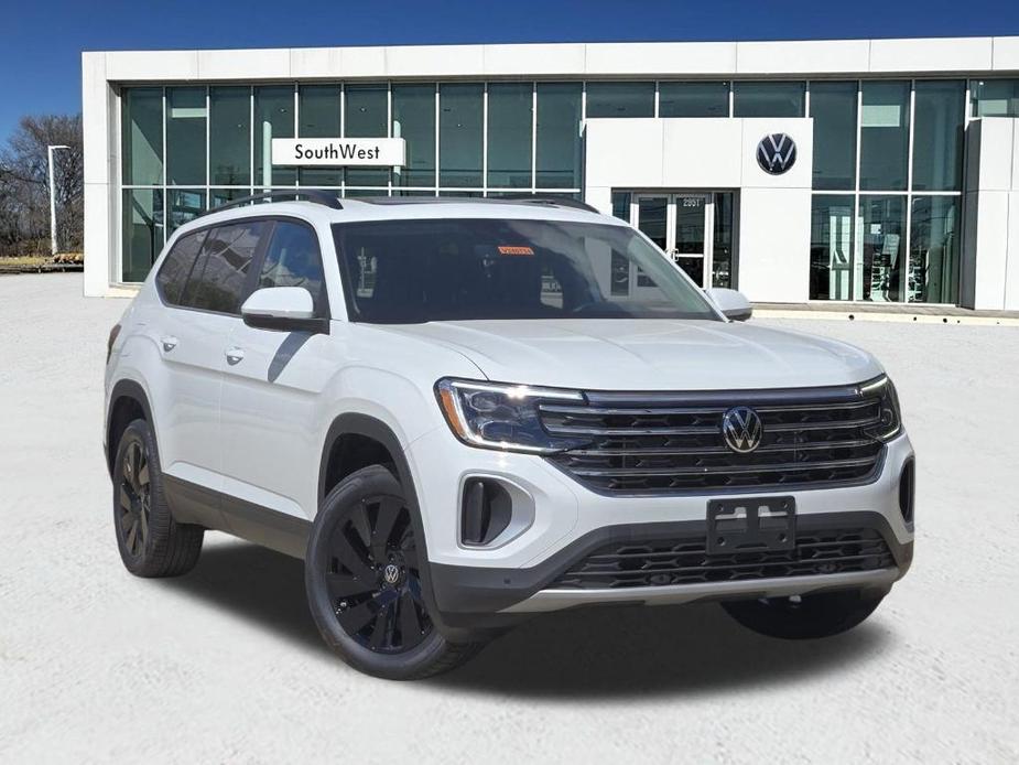 new 2024 Volkswagen Atlas car, priced at $38,265