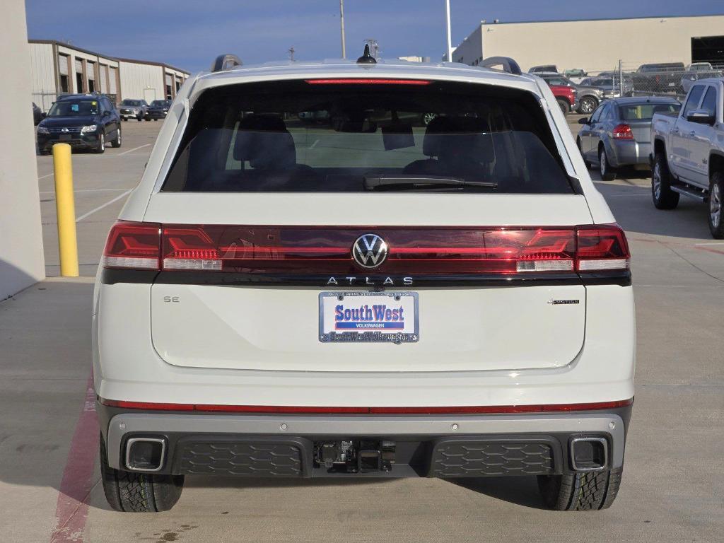 new 2025 Volkswagen Atlas car, priced at $45,502