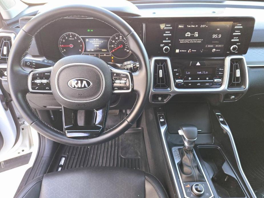 used 2021 Kia Sorento car, priced at $24,884