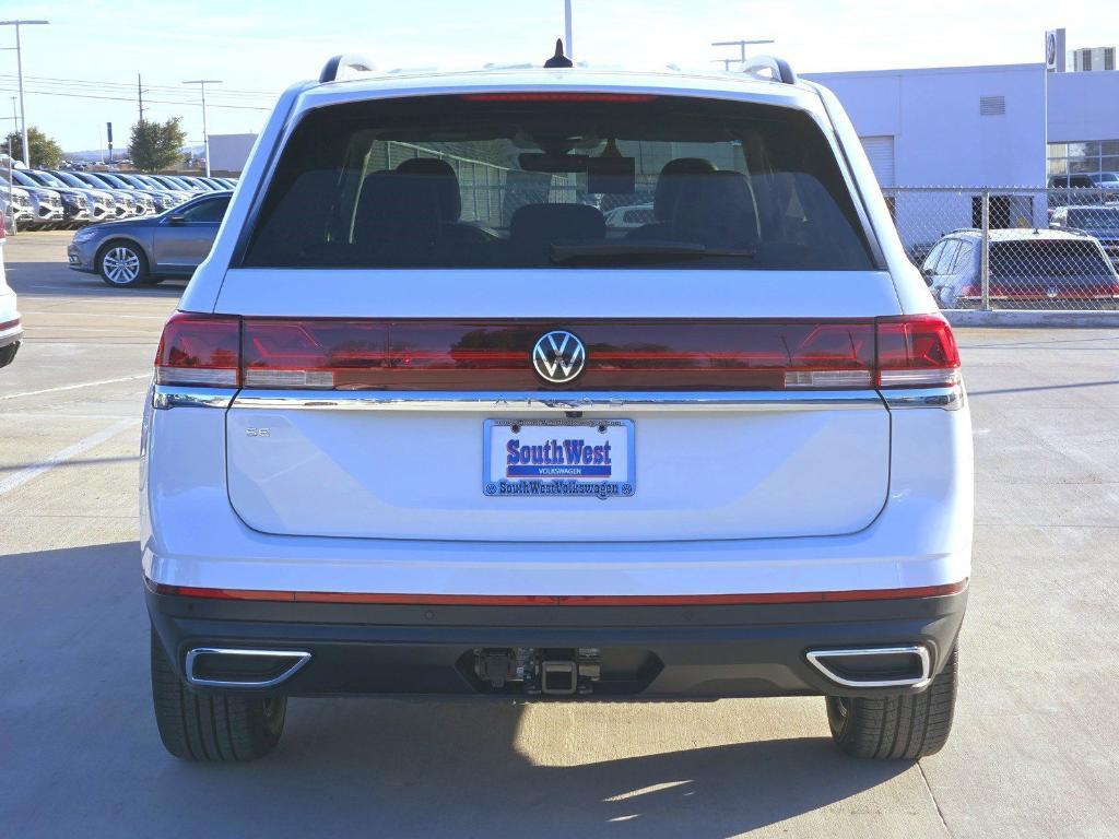 new 2025 Volkswagen Atlas car, priced at $42,727