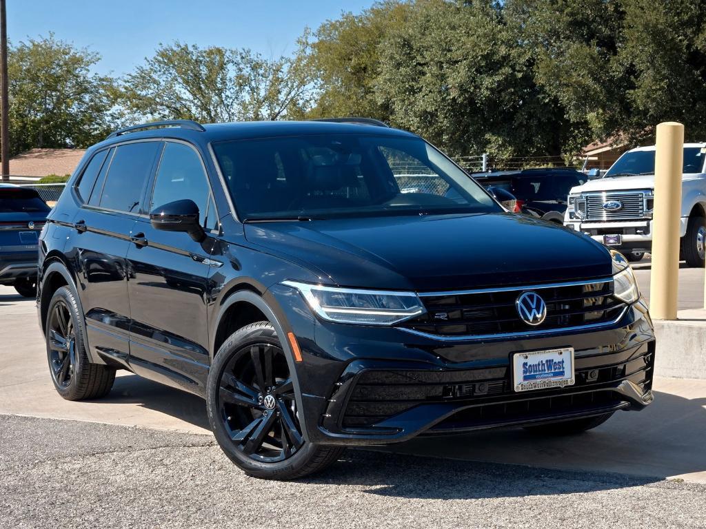 new 2024 Volkswagen Tiguan car, priced at $28,136