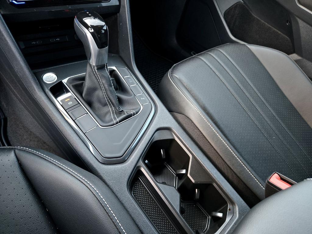 new 2024 Volkswagen Tiguan car, priced at $28,136