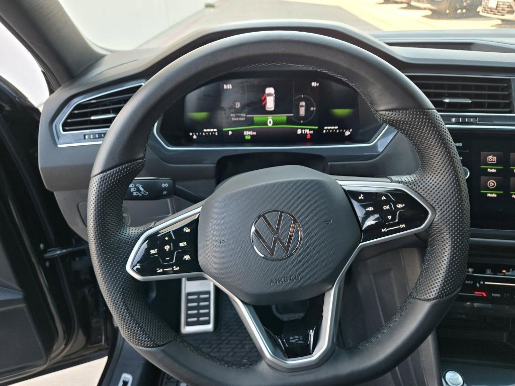 new 2024 Volkswagen Tiguan car, priced at $28,136